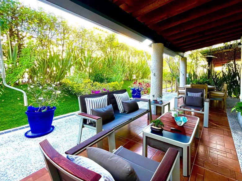 CASA LUNA NUEVA — 10 photos