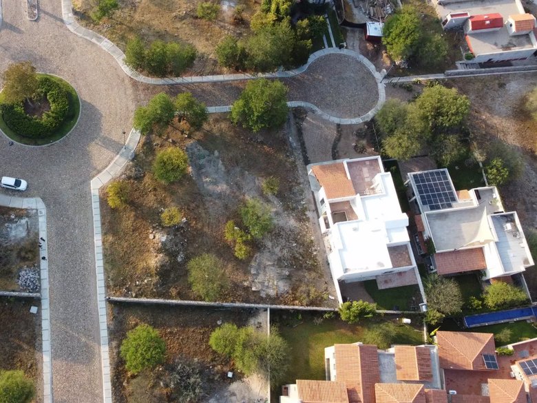 Lote Hacienda La Presita — 8 photos