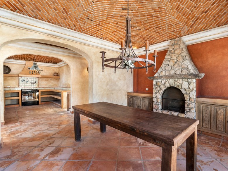 Tres Casitas La Esperanza — 10 photos