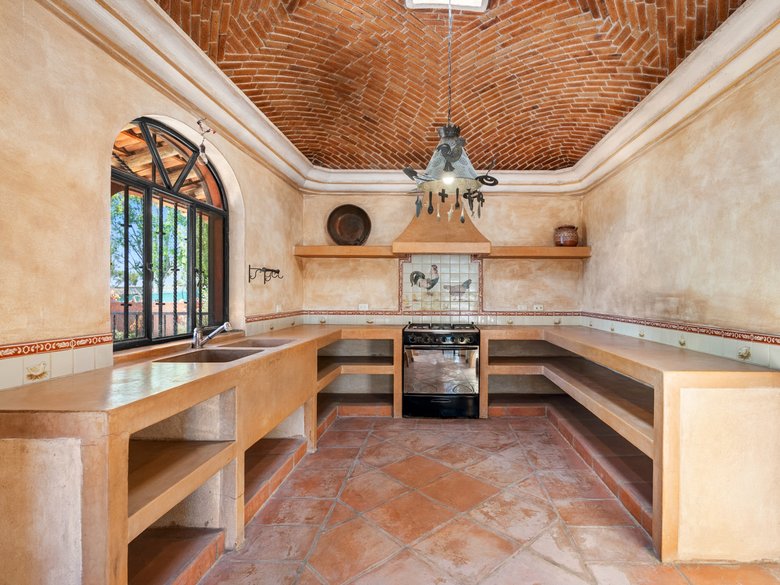 Tres Casitas La Esperanza — 9 photos