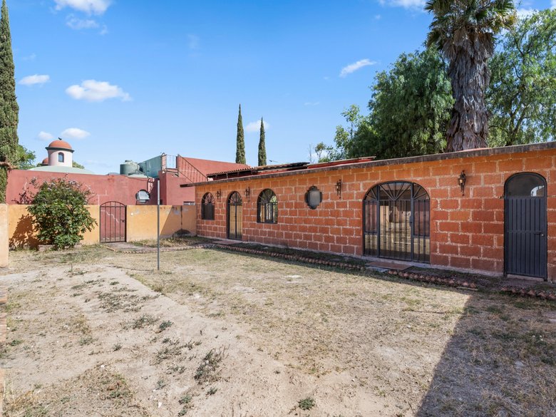 Tres Casitas La Esperanza — 25 photos