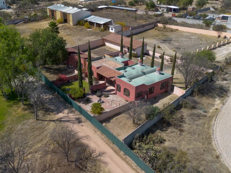 Tres Casitas La Esperanza — 6 photos