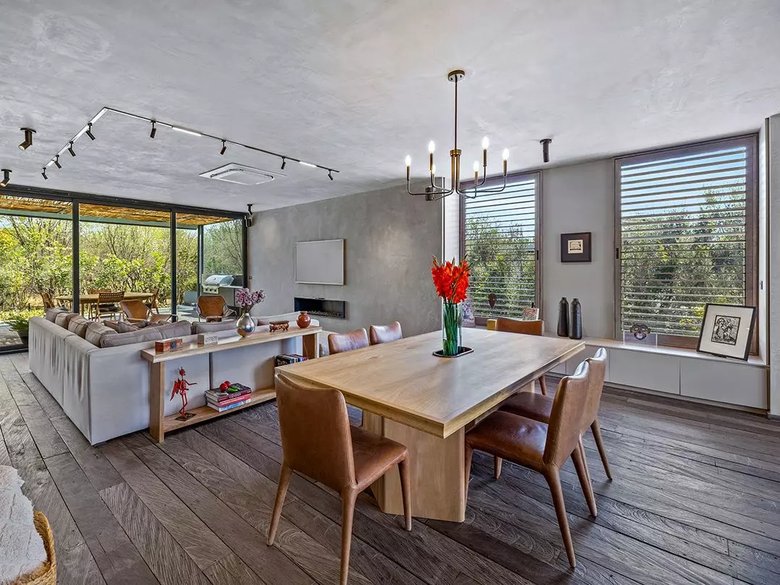 Casa 4 — 3 photos