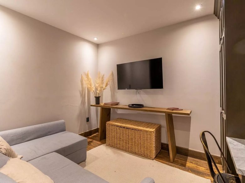 16 de Septiembre Condo — 8 photos