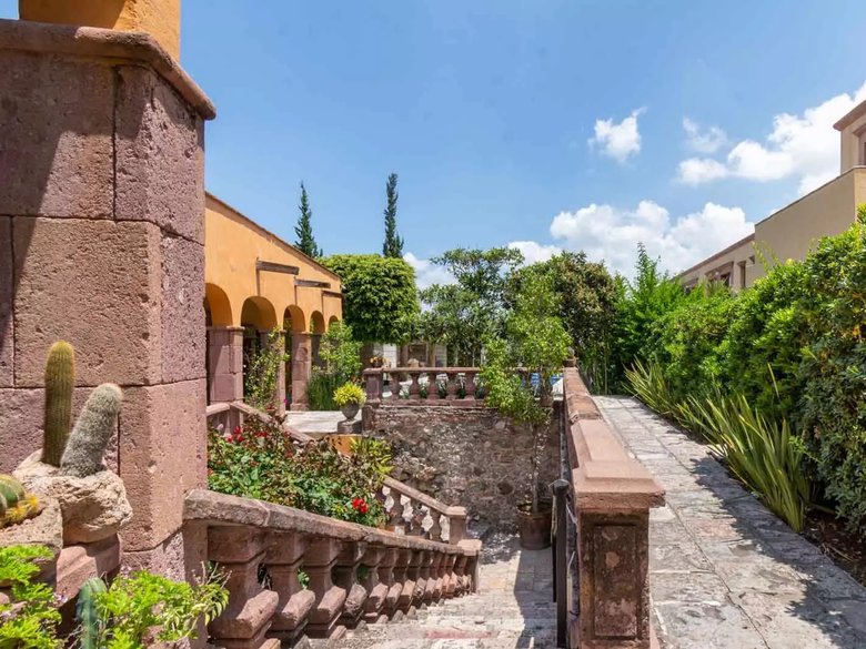 Arcangeles Samuel 1BR — 24 photos
