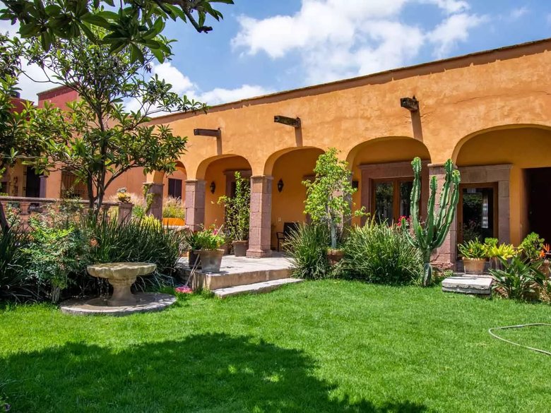 Arcangeles Samuel 1BR — 25 photos