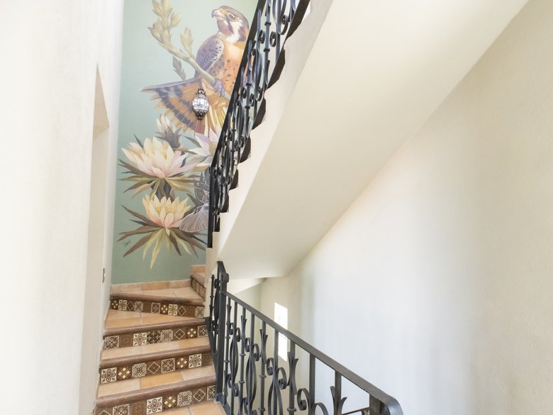 CASA LINDA — 30 photos
