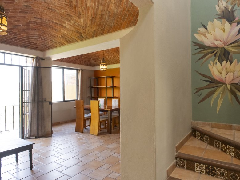 CASA LINDA — 47 photos
