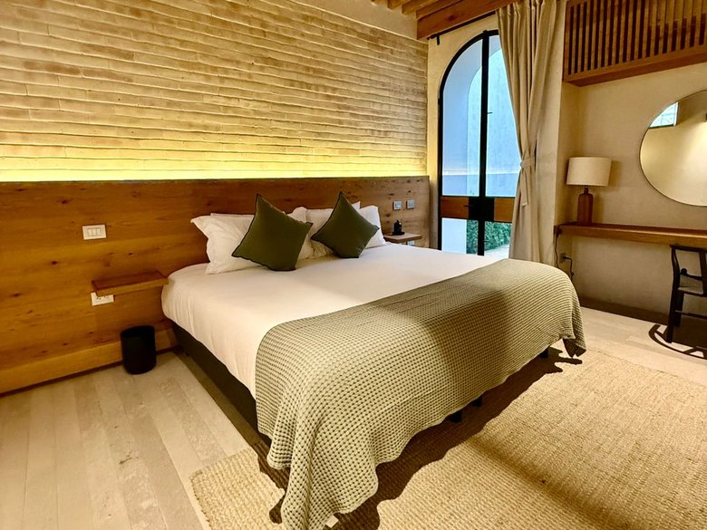 Luxury Living in San Miguel: Contemporary Elegance at Villas Acuarela — 7 photos