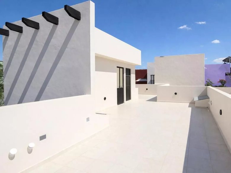CASA SAN JORGE — 5 photos
