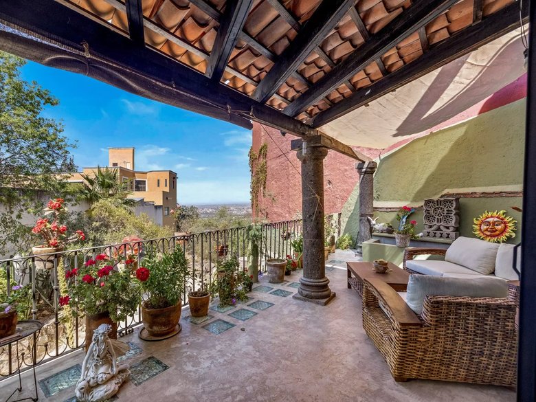 Casa Montitlan — 16 photos