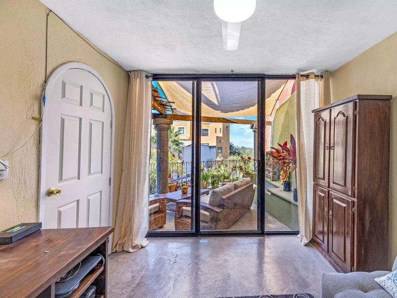 Casa Montitlan — 19 photos