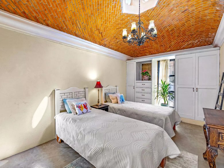 Casa Montitlan — 10 photos