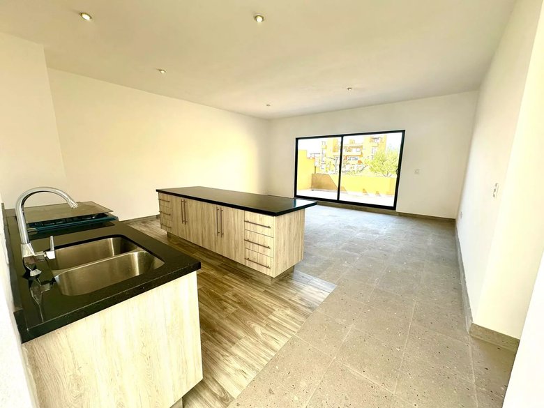 Serena Condo — 20 photos