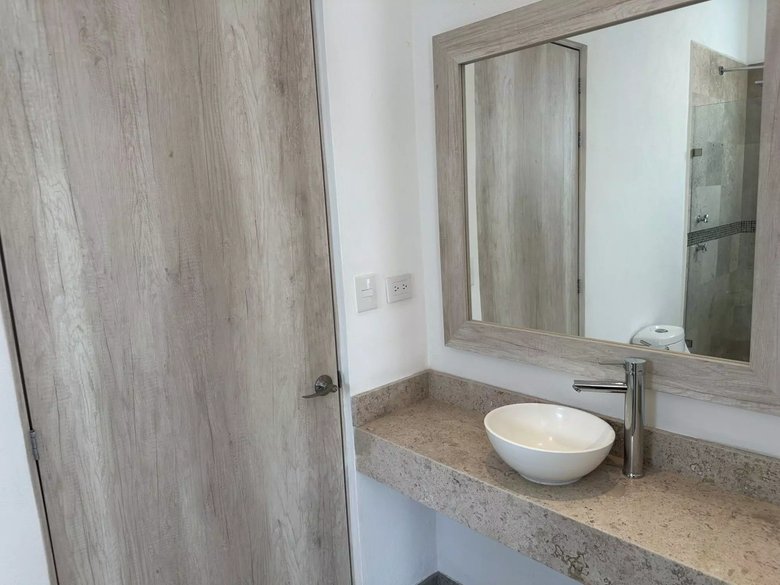 Serena Condo — 7 photos