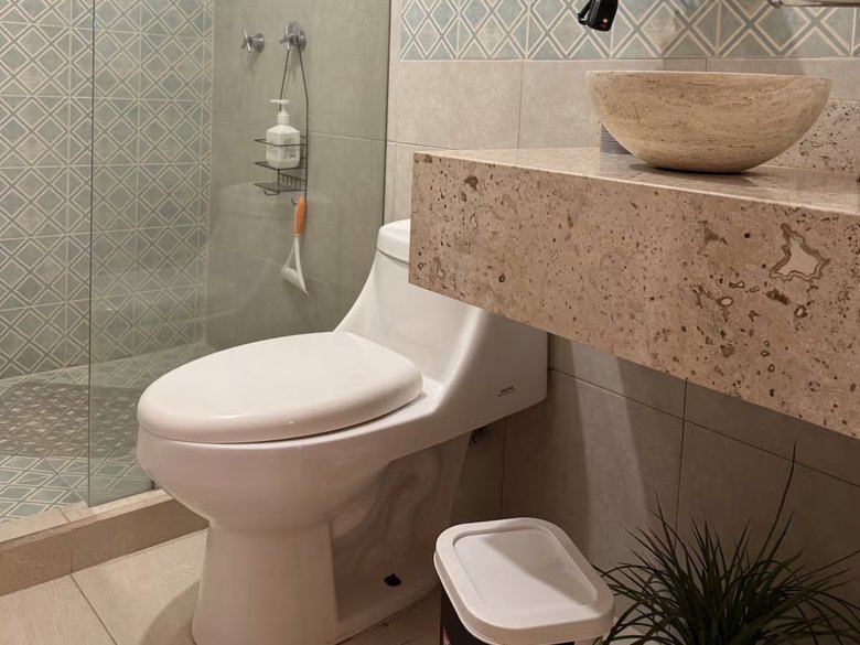 Great investment property! Ready to make income. — 10 photos