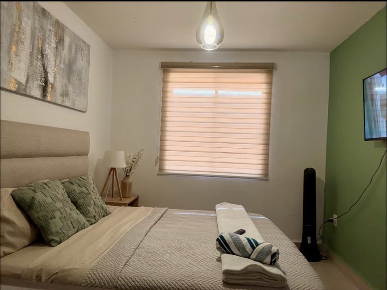 Great investment property! Ready to make income. — 7 photos