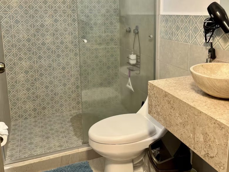 Money maker! ground level apartment  — 11 photos