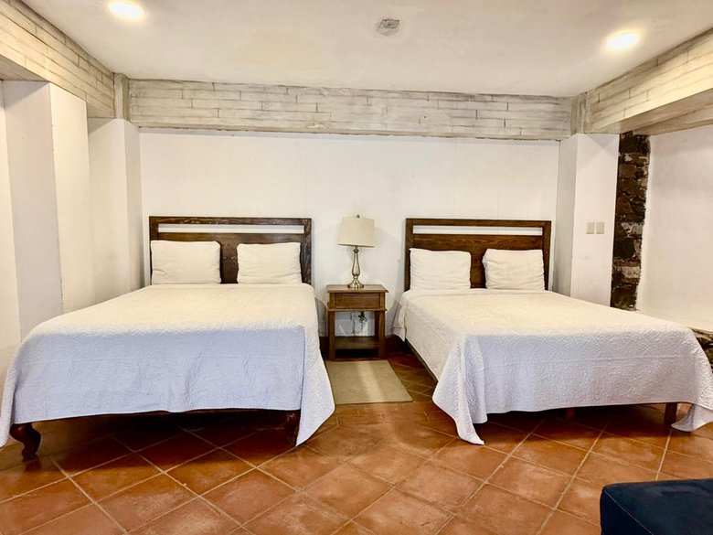 Casa del pirul|Prime Centro Location — 4 photos