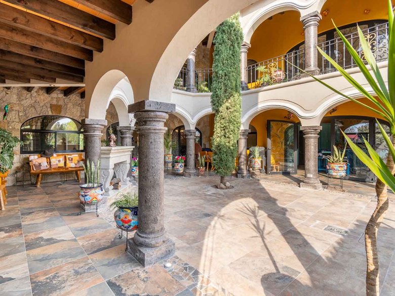 Casa Hacienda del Lago — 15 photos
