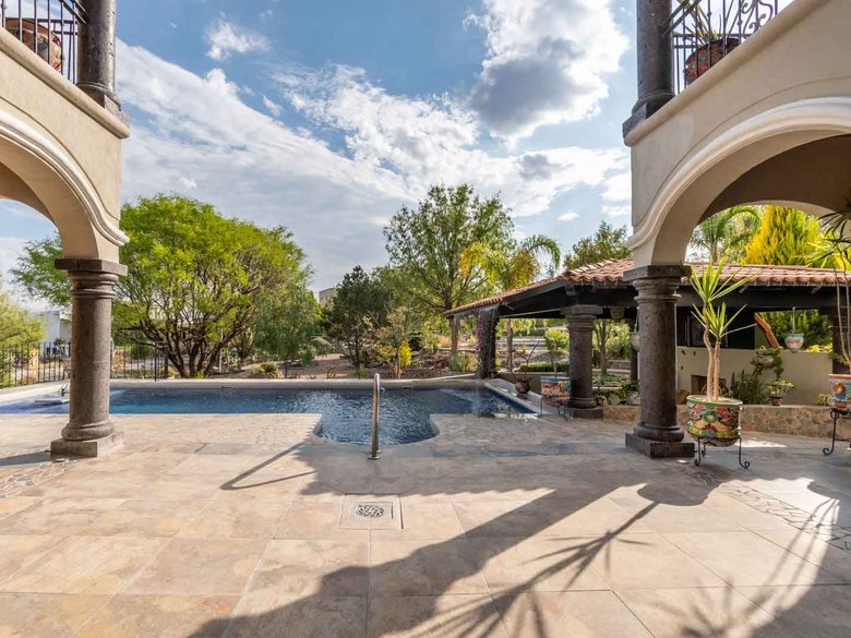 Casa Hacienda del Lago — 11 photos
