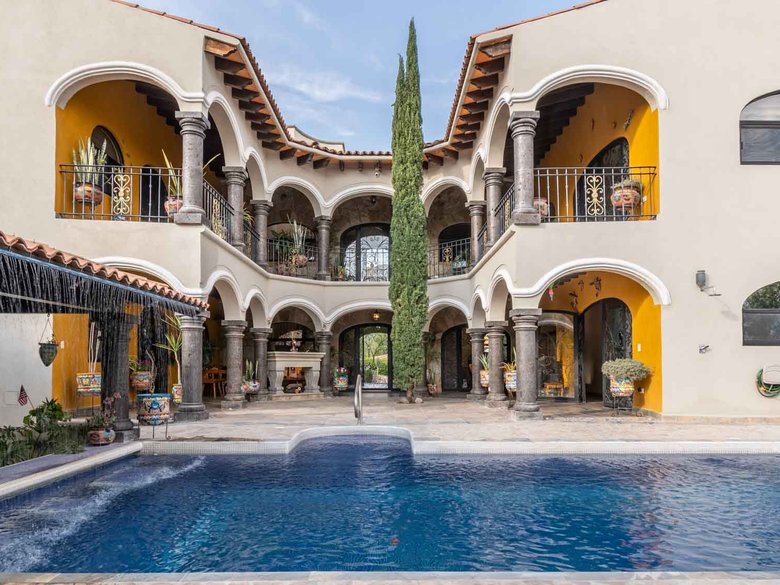 Casa Hacienda del Lago — 13 photos