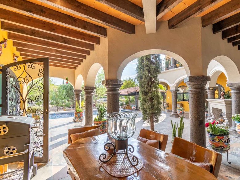 Casa Hacienda del Lago — 10 photos