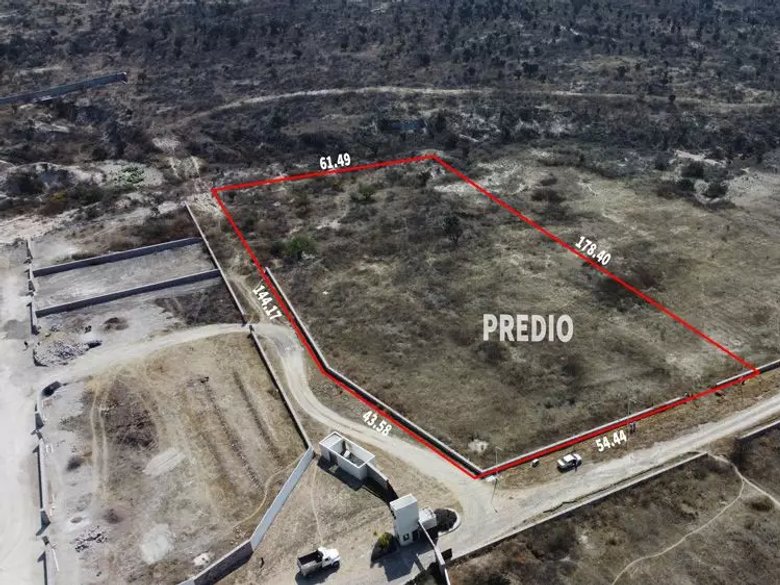 Terreno Piantre — 2 photos