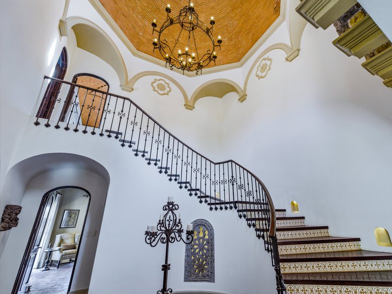 Casa Santuario — 36 photos
