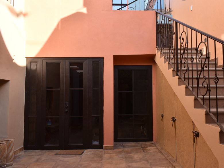 Casa Lima – A colorful 2BR house with modern and colonial elements right outside the Centro — 23 photos