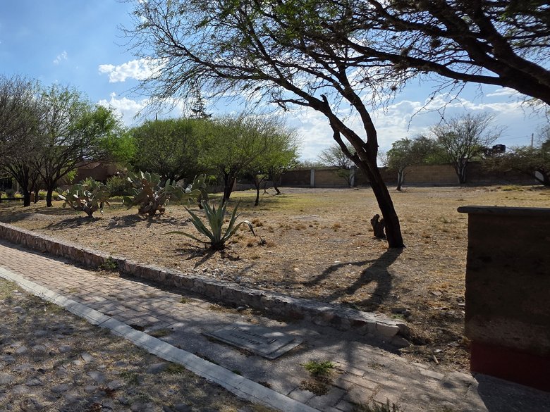 Lot for Sale in Los Labradores, San Miguel de Allende  — 3 photos