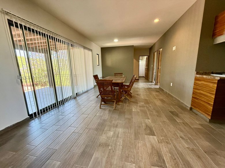 3-Bedroom Apartment in La Escondida | Garden Views & Long-Term Rental — 3 photos