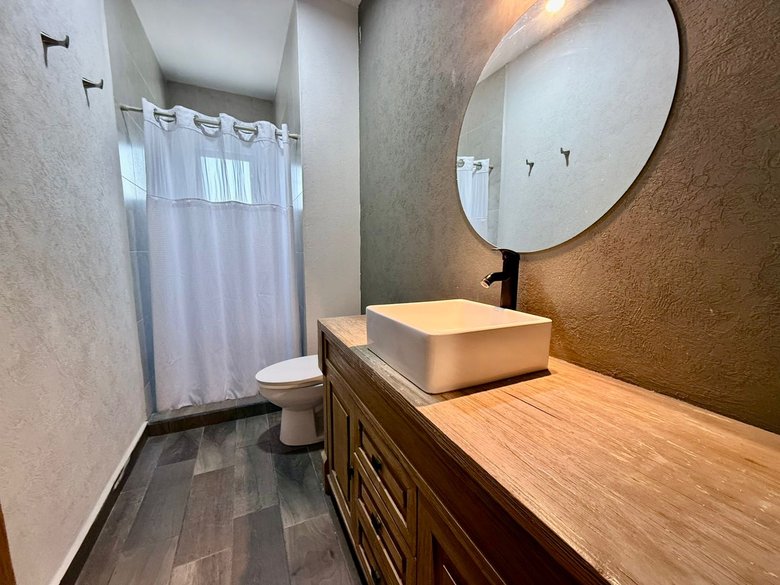 3-Bedroom Apartment in La Escondida | Garden Views & Long-Term Rental — 16 photos