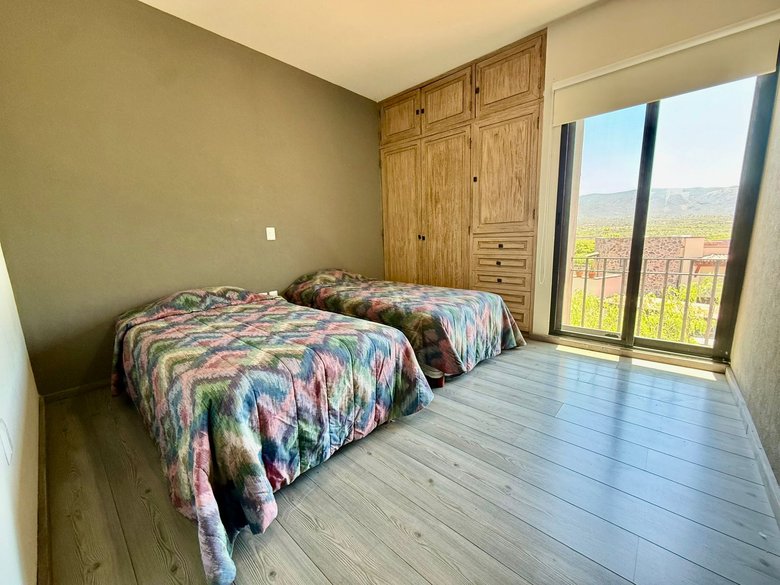 3-Bedroom Apartment in La Escondida | Garden Views & Long-Term Rental — 12 photos