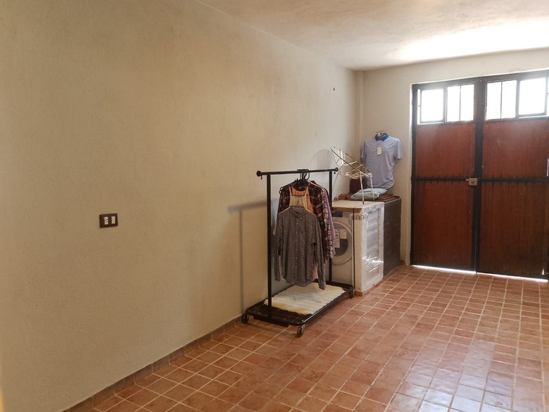Local Comercial en Mexiquito — 9 photos