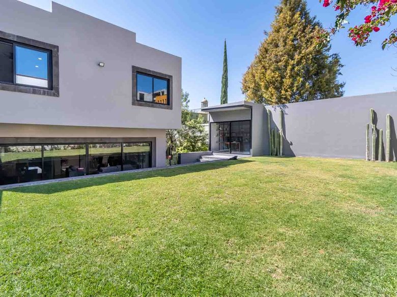 Casa Refugio — 5 photos