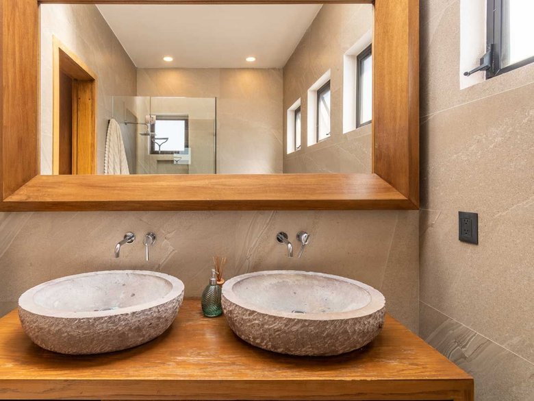 Casa Refugio — 18 photos