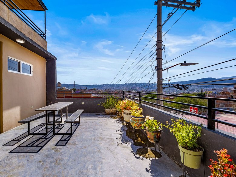 Casa Dalias — 21 photos