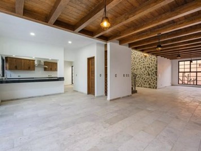 La Casa En El Paraíso — 1 photos