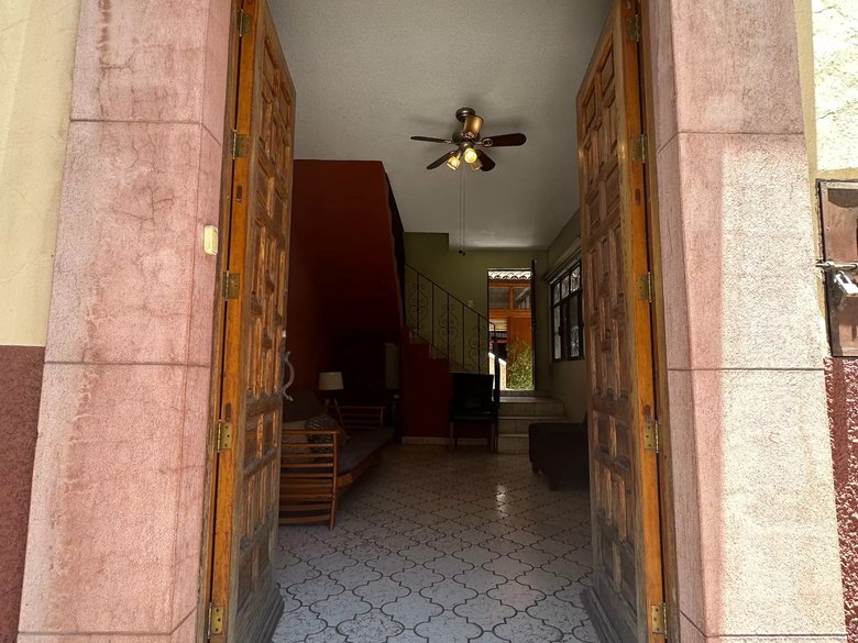 Casa San Antonio 20 Enero — 2 photos