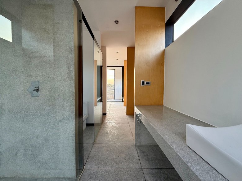 VENTA CASA MONTOLEA SENDEROS — 15 photos
