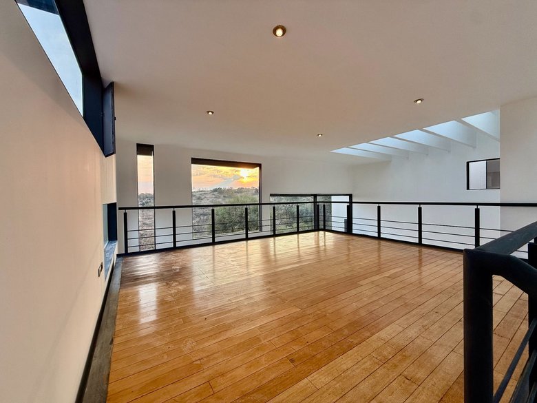 VENTA CASA MONTOLEA SENDEROS — 7 photos