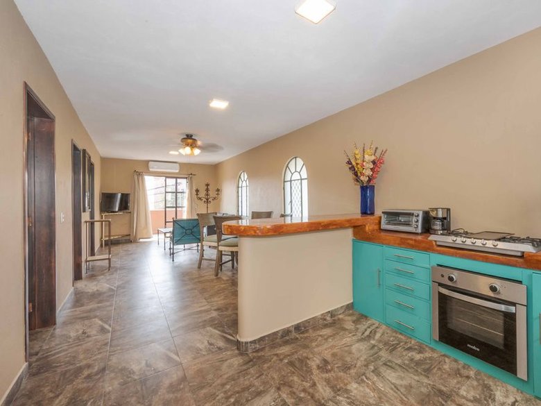 Duplex Fray Bartolome — 2 photos