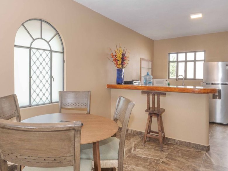 Duplex Fray Bartolome — 3 photos