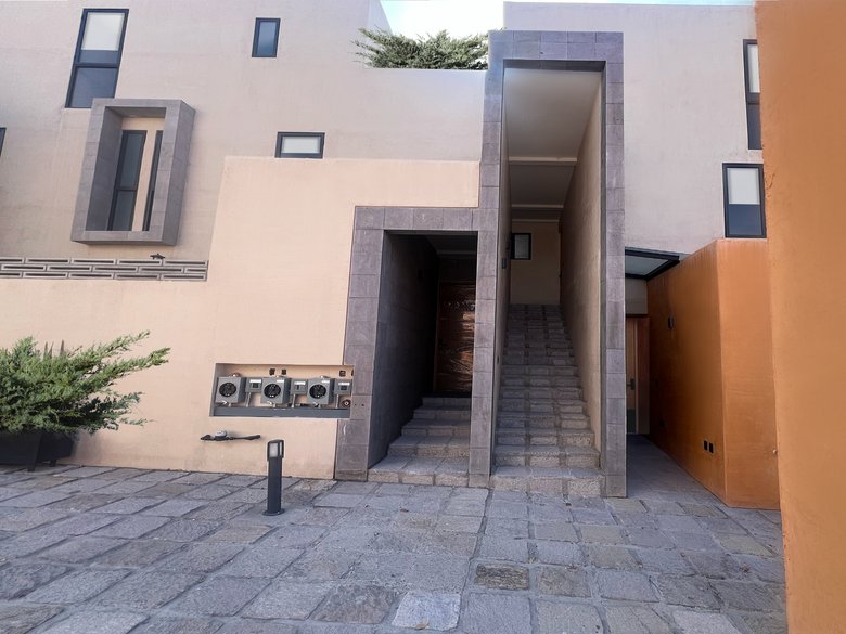 APARTMENT VIU SAN MIGUEL — 2 photos