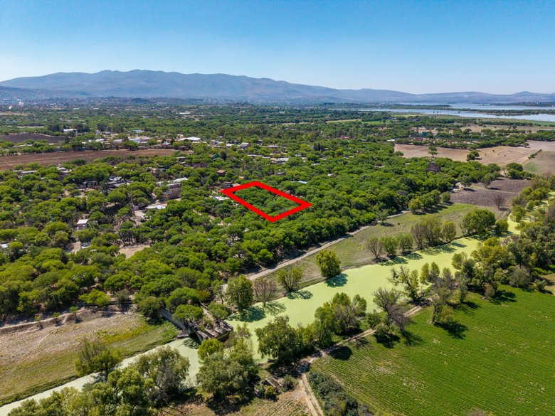 Piece of land in Los Lopez, near the river, the dam, and the historic Silver Road — 5 photos