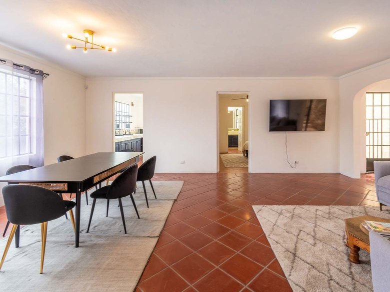 Santo Domingo Condo 9C — 5 photos