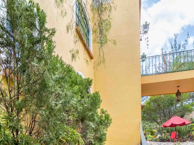 Santo Domingo Condo 9C — 16 photos