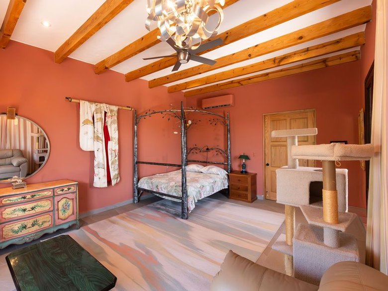 Casa Arcoiris en Rancho Los Labradores — 17 photos