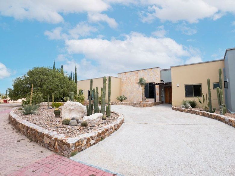 Casa Arcoiris en Rancho Los Labradores — 3 photos